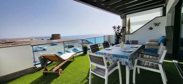 A la foto es mostra l'objecte Casa Puerto del Tostón situat a la ciutat de El Cotillo.