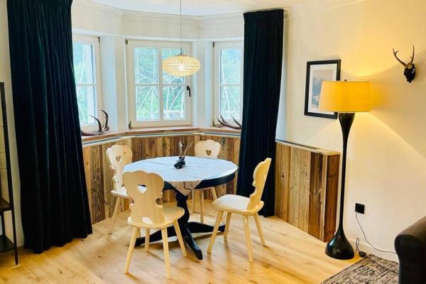 照片显示了位于Reith bei Seefeld市的Lou Apartment Lina物件。