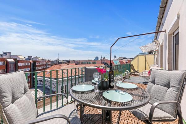 Heart of the City Center 2 rooms by Zaži, Bratislava