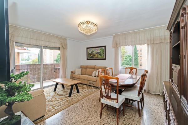 GuestReady - Lindo piso muy espacioso en Valencia, Walencja
