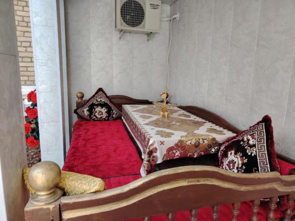 På billedet ses objektet Mokhira Guest House beliggende i byen Samarkand.
