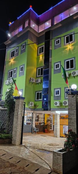 Auf dem Foto ist das Objekt Ma'a Lapseu hôtel in der Stadt Jaunde zu sehen.