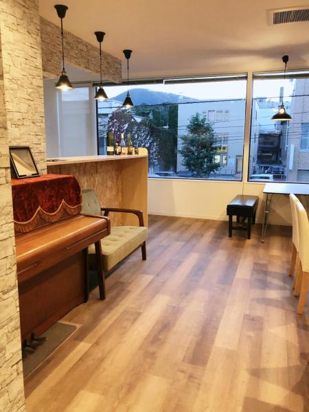 A la foto es mostra l'objecte Little Garden situat a la ciutat de Otaru.