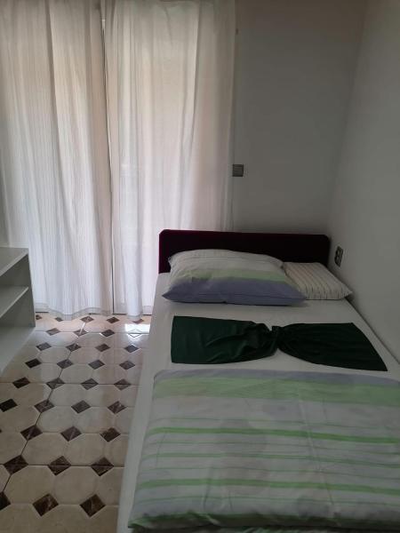 A la foto es mostra l'objecte Lana Rooms situat a la ciutat de Ponikvari.
