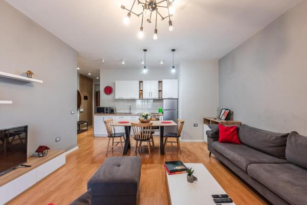 Bright and Spacious Apartment - New Boulevard View, Tirana