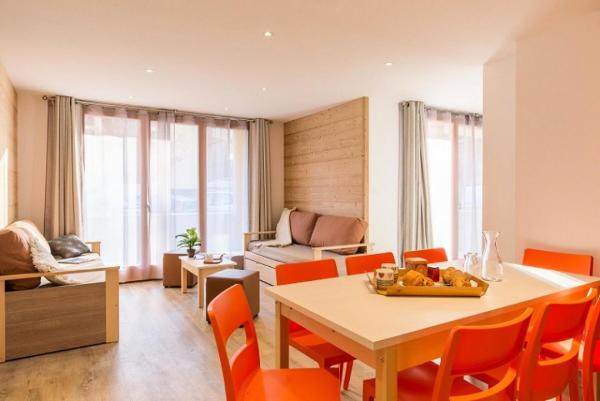 Na fotografii je vidět objekt Résidence Signal Du Prorel - Appartement spacieux · Accès direct aux pistes · Wifi gratuit · Terrasse MAE-0374 nacházející se ve městě Briançon.