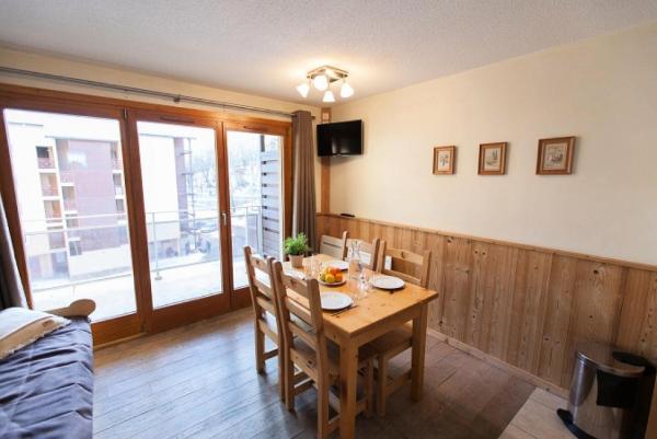 Na fotografii je vidět objekt Résidence Signal Du Prorel - Studio avec coin montagne · Proche des pistes · Wifi gratuit MAE-0804 nacházející se ve městě Briançon.