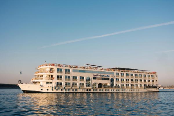 A la foto es mostra l'objecte Orient Tower Prestige Nile Cruise-Every Monday from Luxor for 04 & 07 Nights - Every Friday From Aswan for 03 Nights situat a la ciutat de Luxor.