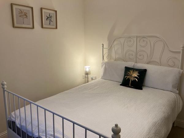 Billede 3: The Eaves, Glastonbury High Street 2 bed 2 bathroom apartment
