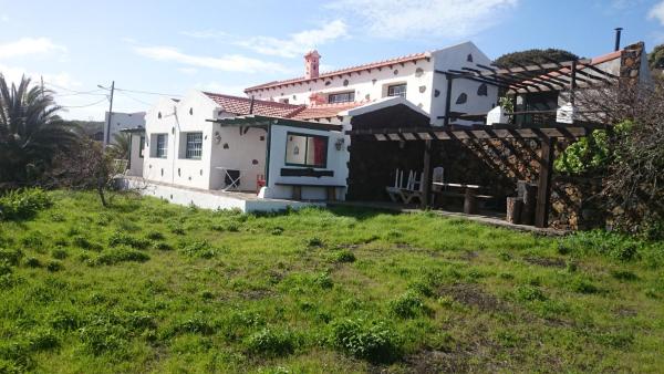 På billedet ses objektet Casa Tia Estebana beliggende i byen Isora.