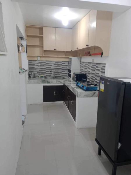 Nella foto è visibile l'oggetto Cernardo's Staycation Place 1 near Enchanted Kingdom situato nella città di Caingin.