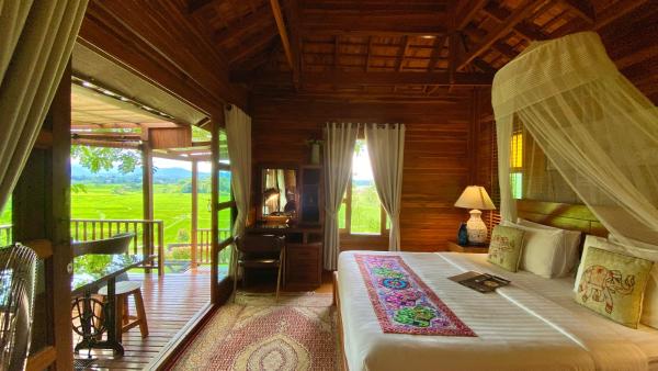 Nella foto è visibile l'oggetto Nan Seasons Boutique Resort situato nella città di Ban Chae Phang (1).