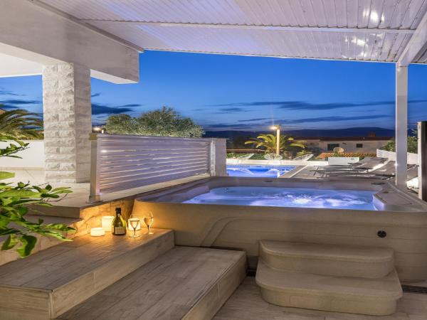 Foto 6: Apartment in Slatine with Terrace
