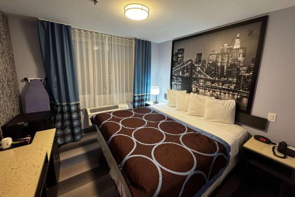 Foto 9: Super 8 by Wyndham Brooklyn Fulton Street Broadway Junction