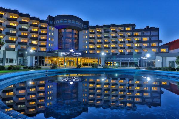 Op de foto is het object Anadolu Hotels Esenboga Thermal te zien, gelegen in de stad Esenboga.