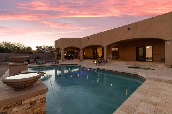A la foto es mostra l'objecte Naranja Grove Ranch-Villa in North Chandler situat a la ciutat de Chandler.