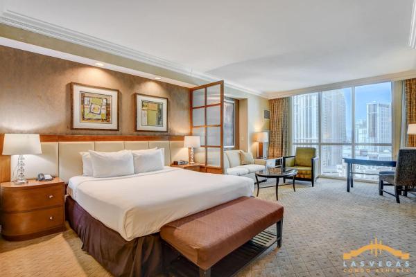 Strip Views, King Bed & Jacuzzi - Mgm Signature - Henderson, NV