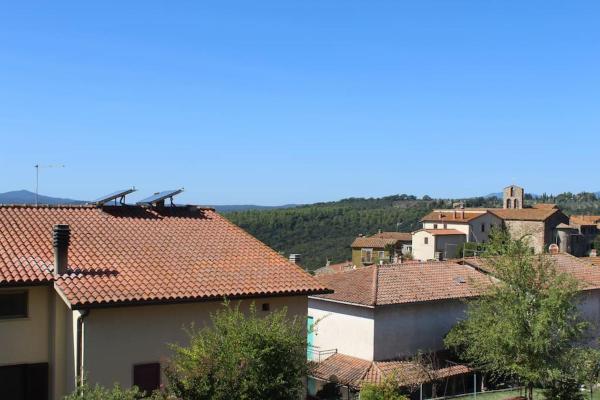 På billedet ses objektet Casa di Davide beliggende i byen Sasso d'Ombrone.