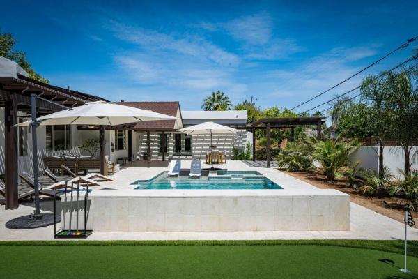 A la foto es mostra l'objecte Best Location in Phoenix! 5500ft 6BD-6BA Pool-Spa-Game Room situat a la ciutat de Phoenix.