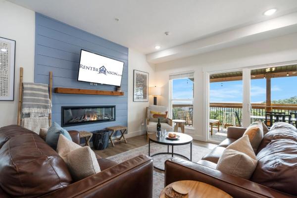 A la foto es mostra l'objecte Breathtaking Lake Views-Dog Friendly-$400 of Free Tickets-High End Decor situat a la ciutat de Branson.