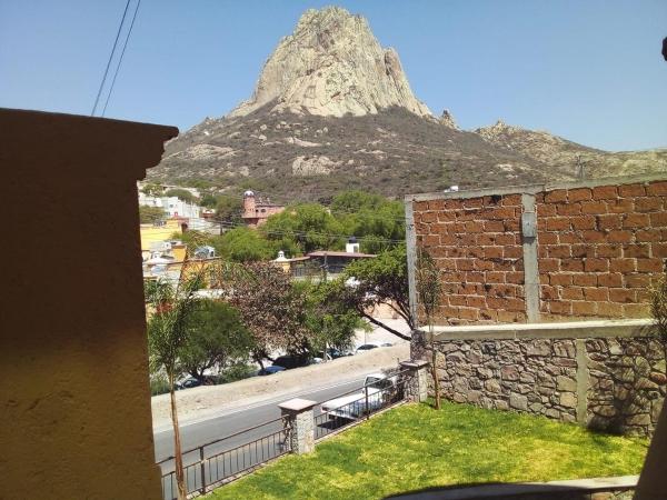 La photo montre l'objet Hotel Guadalupe Bernal situé dans la ville de Bernal.