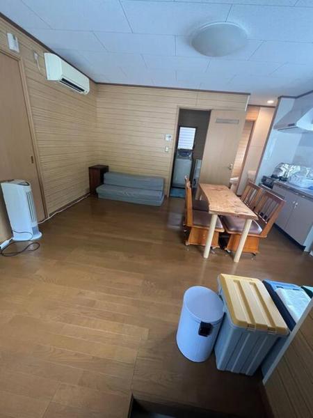 På billedet ses objektet 一棟貸切ゲストハウス beliggende i byen Enoura.