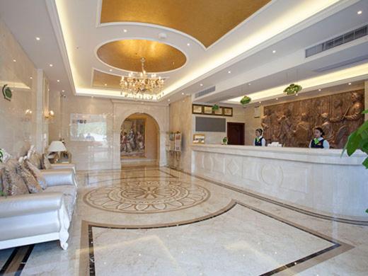 Na zdjęciu widoczny jest obiekt Vienna Hotel Hangzhou Banshan Shiqiao Road położony w mieście Hangzhou.