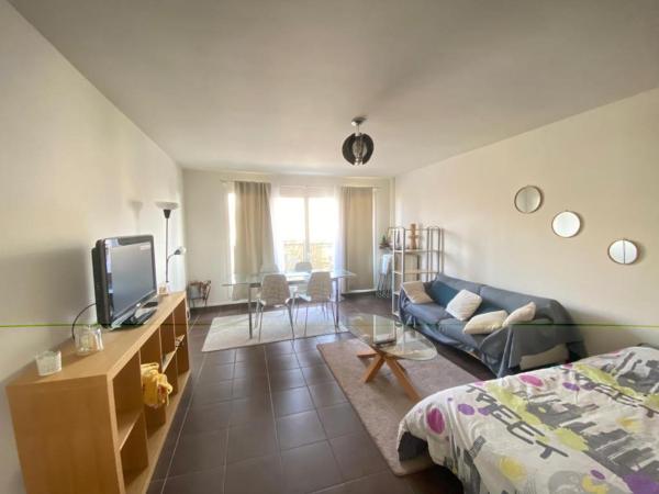 Na zdjęciu widoczny jest obiekt Appartement familial proche de Paris położony w mieście Le Bourget.