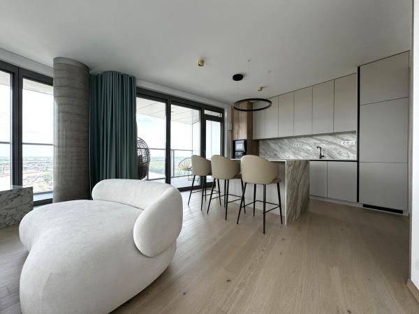 EUROVEA TOWER II beige, Ovsište