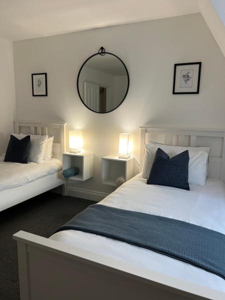 På billedet ses objektet The Nook - Town Centre Apartment beliggende i byen Broxbourne.
