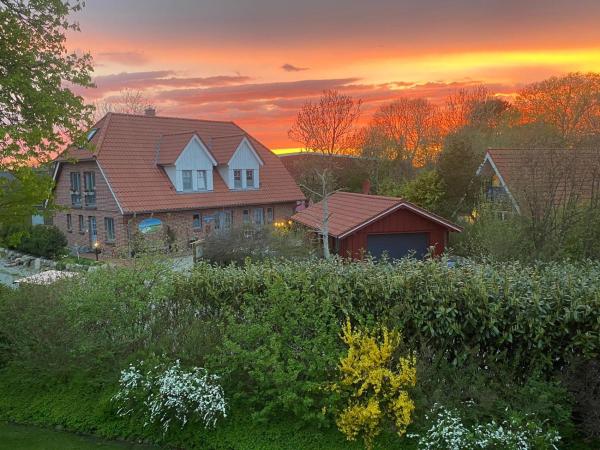 A la foto es mostra l'objecte Haus-Sahrensdorf situat a la ciutat de Fehmarn.