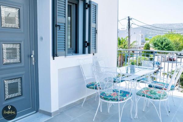 Nella foto è visibile l'oggetto Seaside Apartments situato nella città di Emporeios.