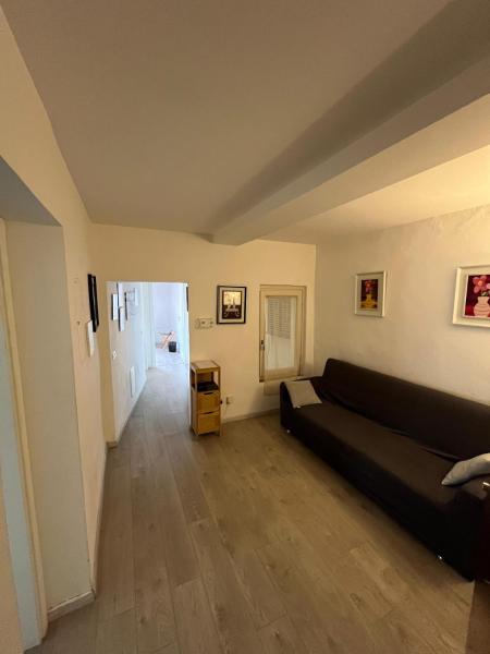 På billedet ses objektet Alfredo's House beliggende i byen Siena.