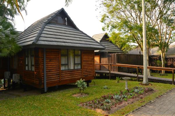 写真にはMabibi市にあるSodwana Bay Lodge House 34が写っています。
