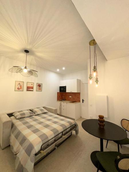 Bilde 9: Studio Cocon - Entièrement rénové - 4 couchages - 600m de la Gare de Cannes