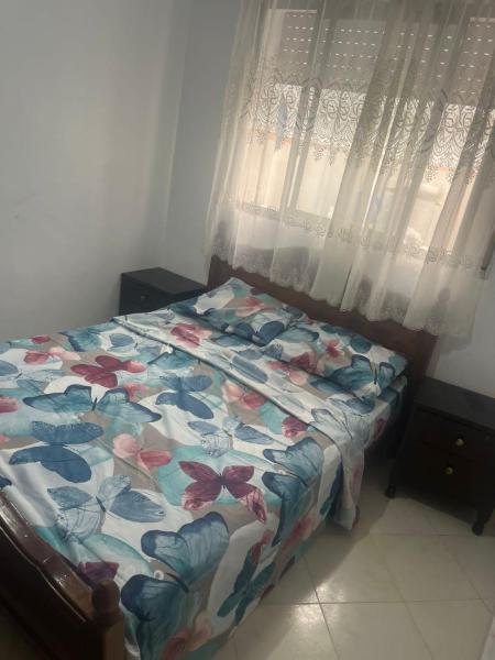 A la foto es mostra l'objecte Ketama situat a la ciutat de Ketama.