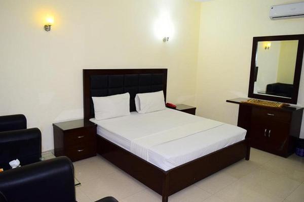 The Moonlight Guest House LHR, Lahore
