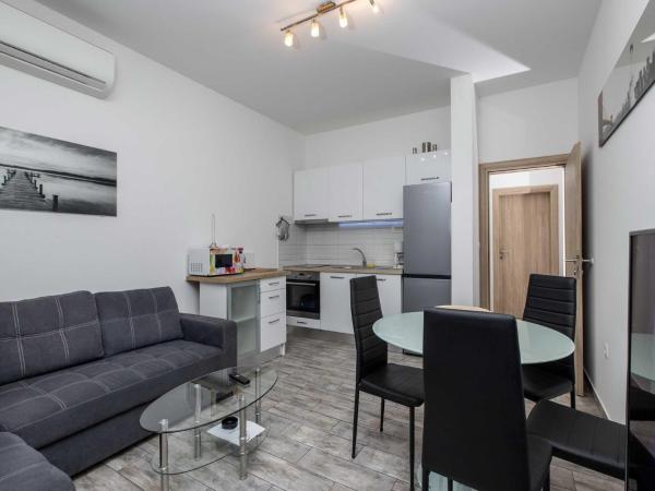Auf dem Foto ist das Objekt Apartment Villa Andelka with Swimming Pool in der Stadt Split zu sehen.
