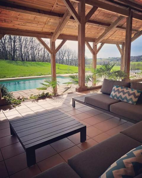 Na zdjęciu widoczny jest obiekt Domaine Quintèss - Studio położony w mieście Dévillac.