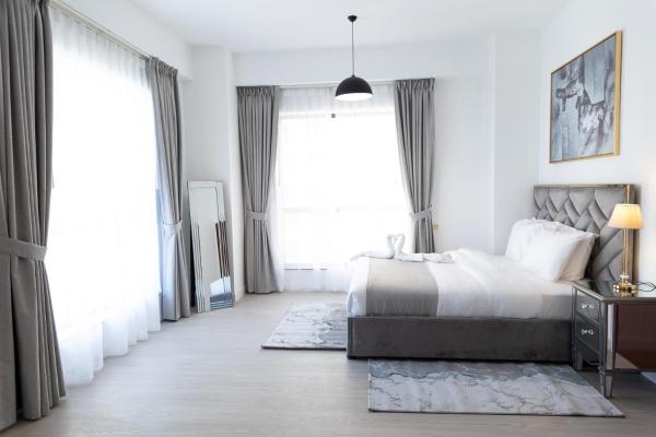 Na fotografii je vidět objekt JBR apartments by HAPPY SEASON nacházející se ve městě Dubaj.
