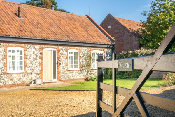 A la foto es mostra l'objecte Westgate Cottage Thornham situat a la ciutat de Thornham.