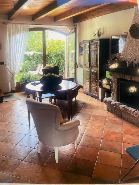 Στη φωτογραφία φαίνεται το αντικείμενο Casa Celeste που βρίσκεται στην πόλη Civitella Alfedena.