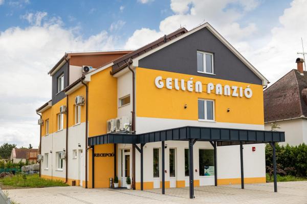 写真にはBáthorikert市にあるGellén Panzióが写っています。