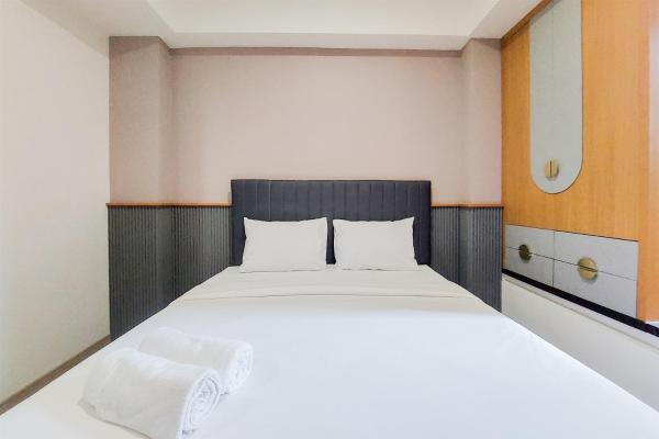 A la foto es mostra l'objecte Cozy Stay Studio at Collins Boulevard Apartment By Travelio situat a la ciutat de Pakulonan.