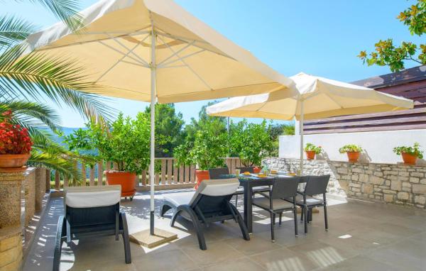 A la foto es mostra l'objecte Cozy Apartment In Rabac situat a la ciutat de Rabac.