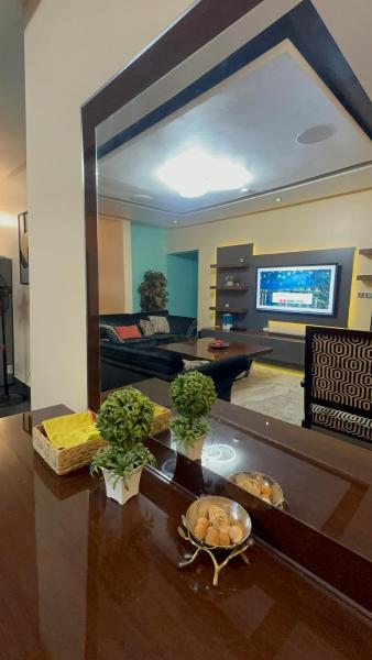 På billedet ses objektet Exclusive 3 Bedroom Penthouse beliggende i byen Abuja.