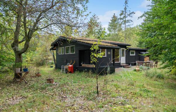 Auf dem Foto ist das Objekt Cozy Home In Stege With Wifi in der Stadt Stege zu sehen.