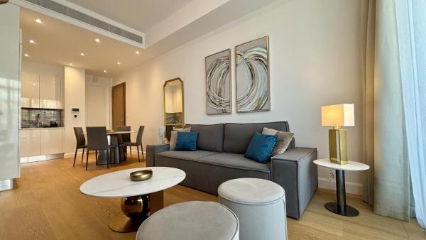 A la foto es mostra l'objecte Oxford House Apt by TrulyCyprus situat a la ciutat de Limassol.