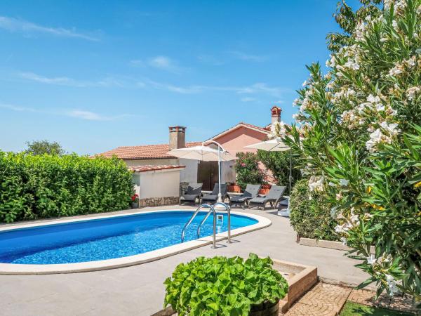 På billedet ses objektet Holiday Home Villa Desanka by Interhome beliggende i byen Kršan.
