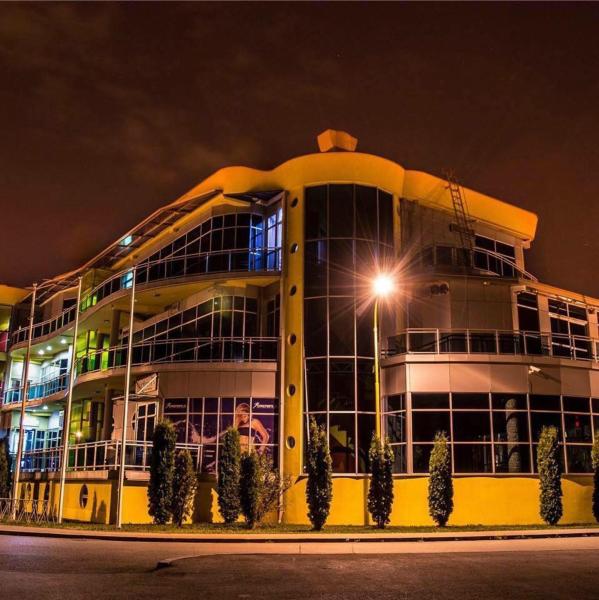 Na zdjęciu widoczny jest obiekt Hostel Fortuna położony w mieście Krndija.